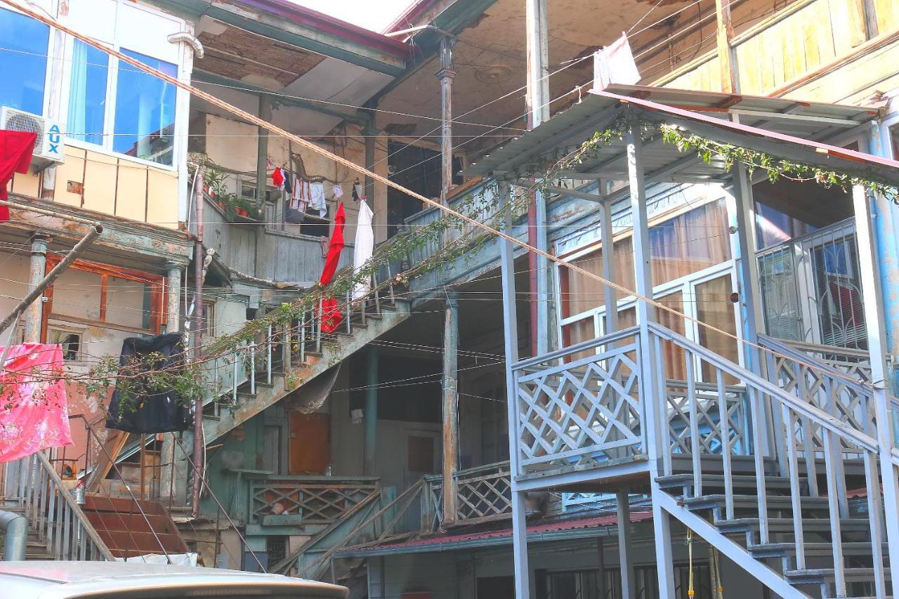 Historical Apartment In Old Tbilisi Zewnętrze zdjęcie